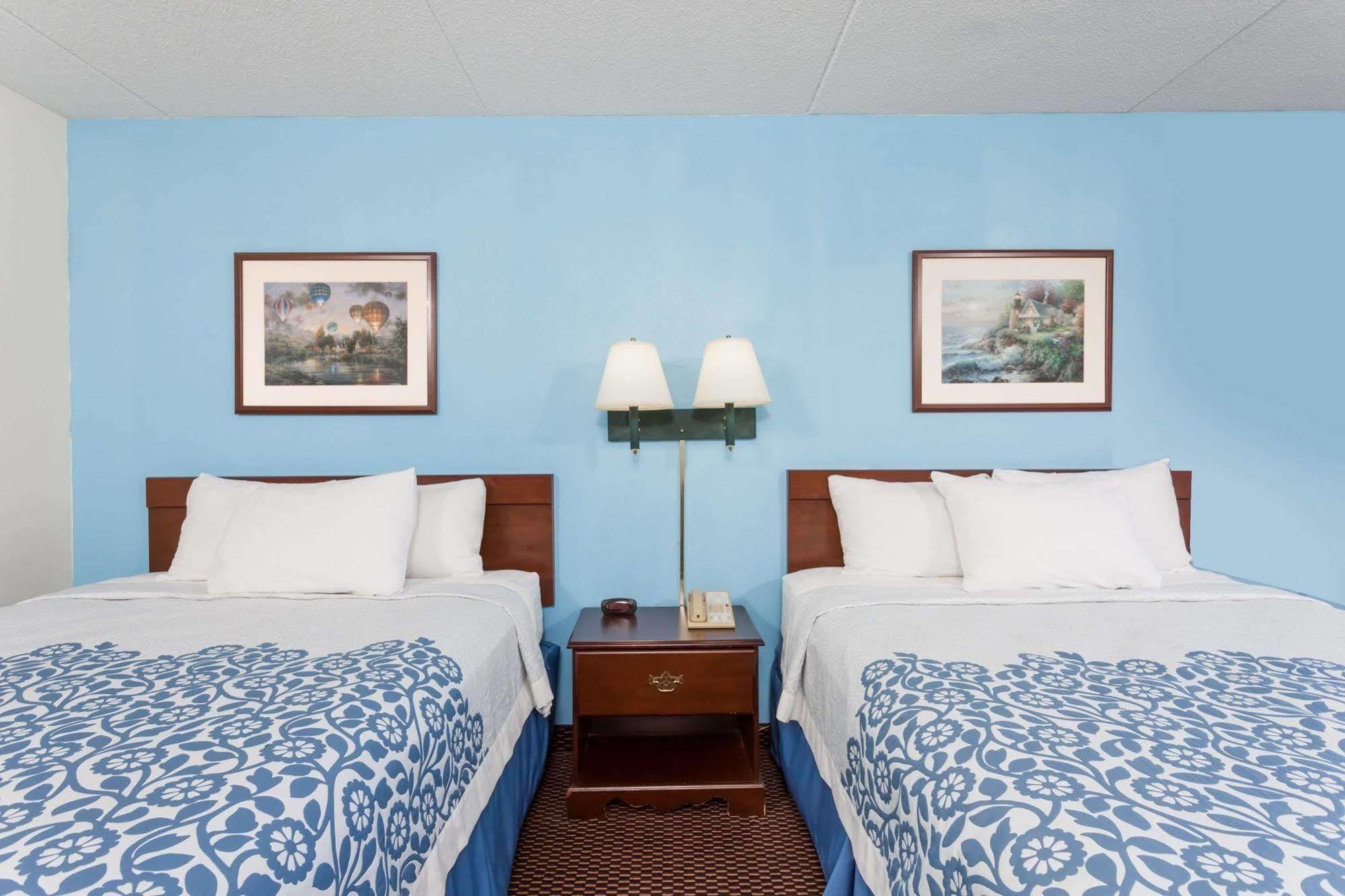 Hamilton Inn Jonesville I-77 外观 照片